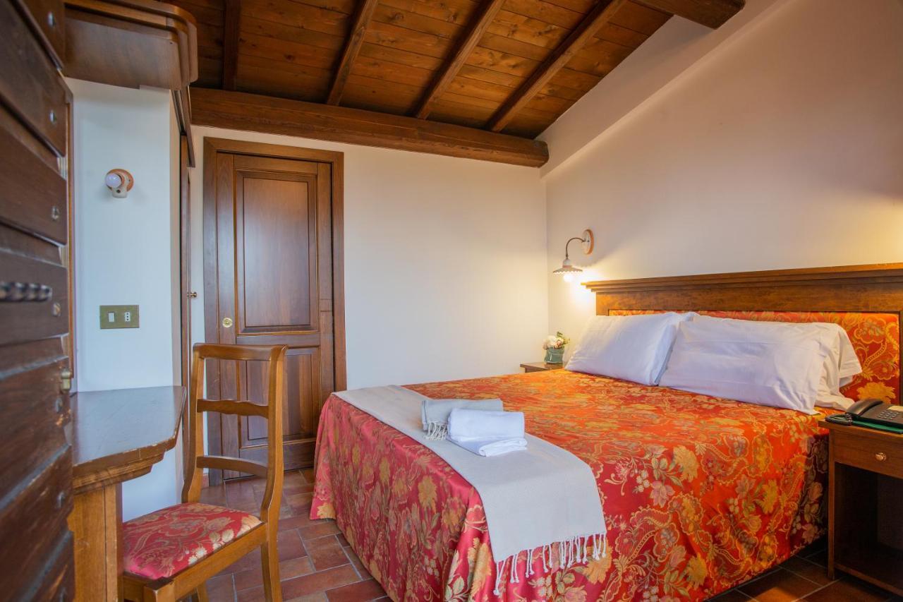Hotel Villa Verde Rivotorto Bagian luar foto