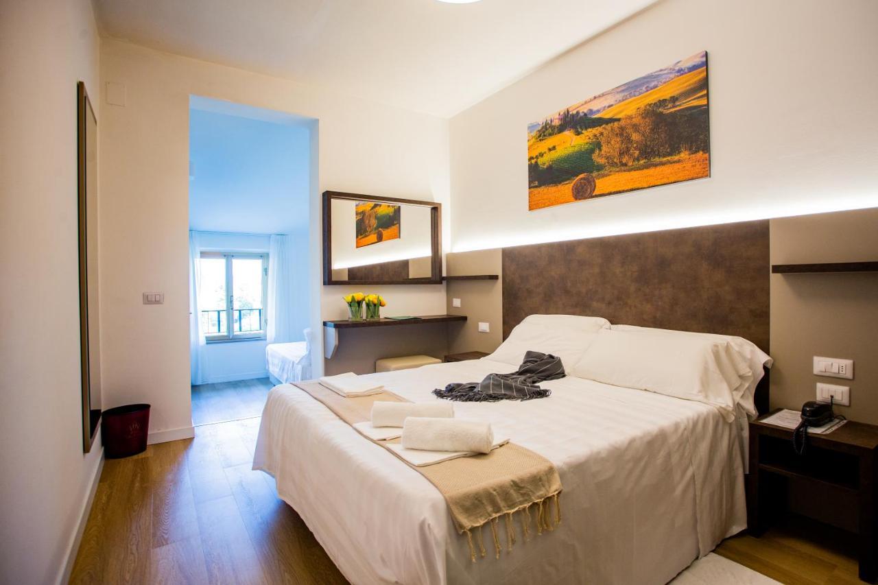 Hotel Villa Verde Rivotorto Bagian luar foto