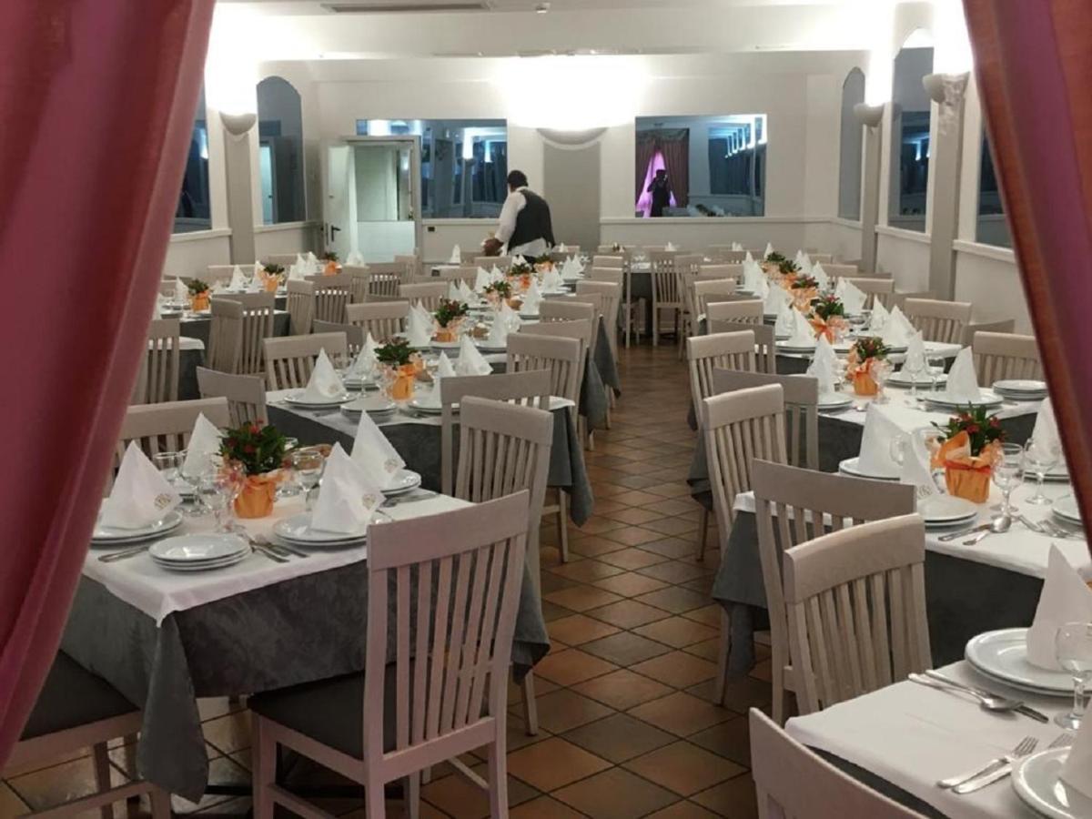Hotel Villa Verde Rivotorto Bagian luar foto