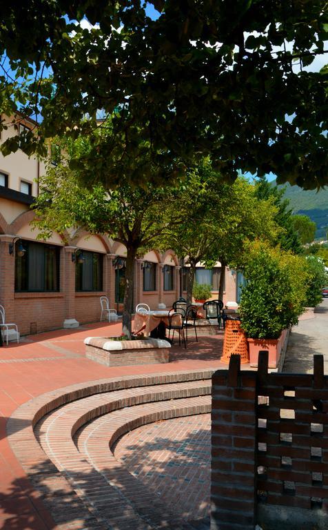 Hotel Villa Verde Rivotorto Bagian luar foto